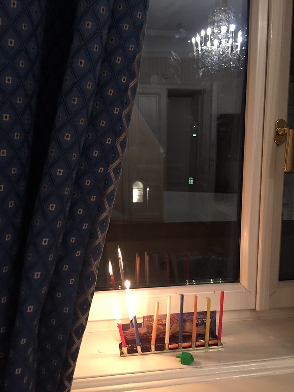 27267472879_b8e5f44b5c_c